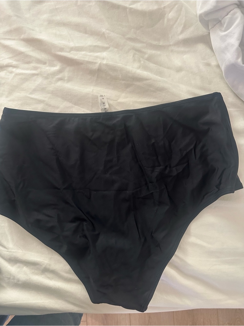 Black Tankini Set with High-Waist Bottoms - Picture 7 of 10